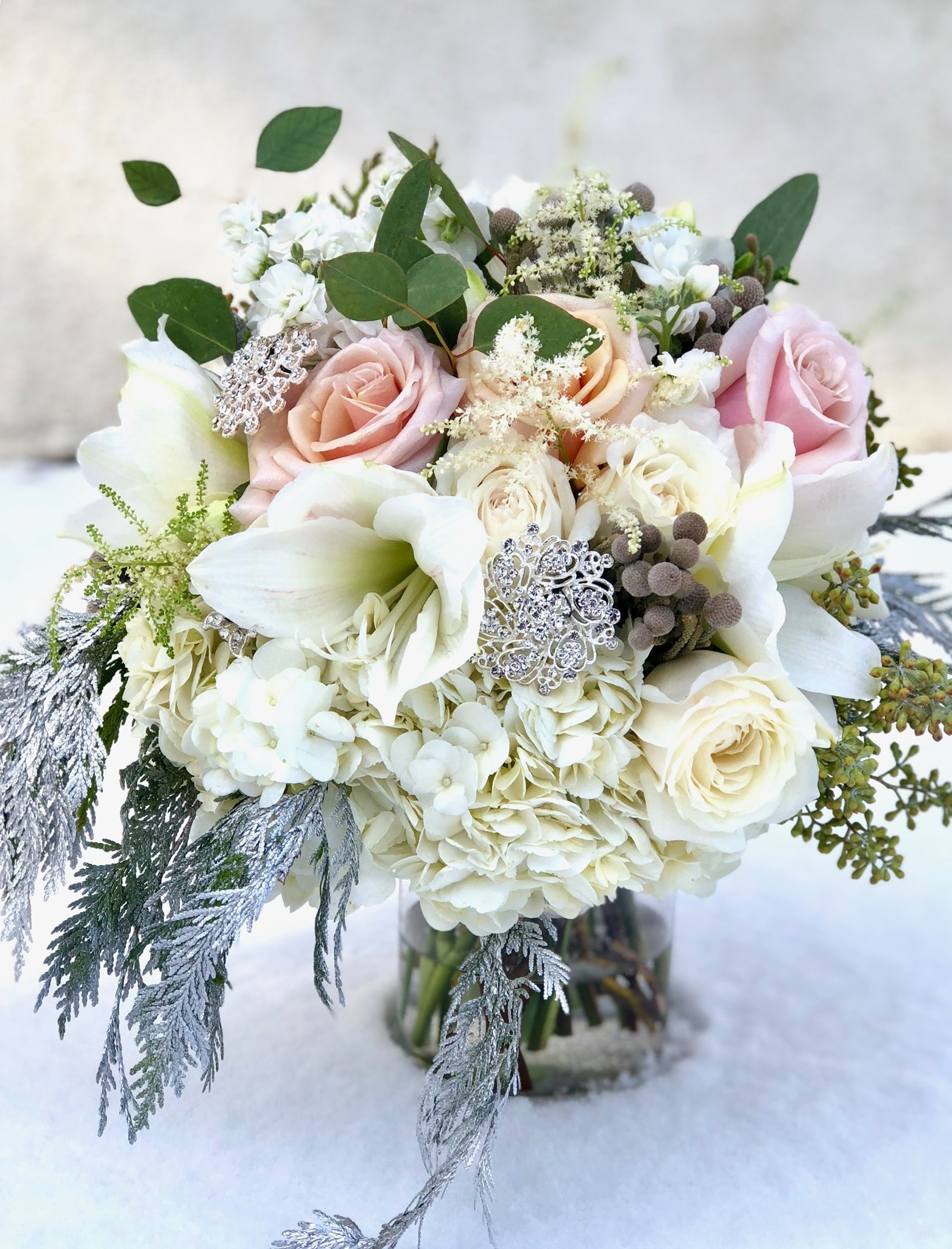 What Flowers Are in Season During the Winter?